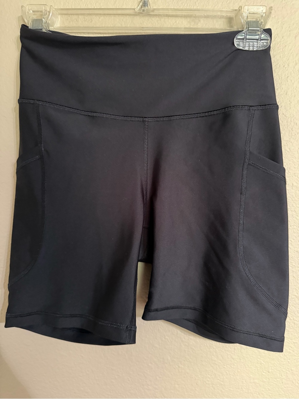 Old Navy Black High-Rise Bike Shorts with Side Pockets